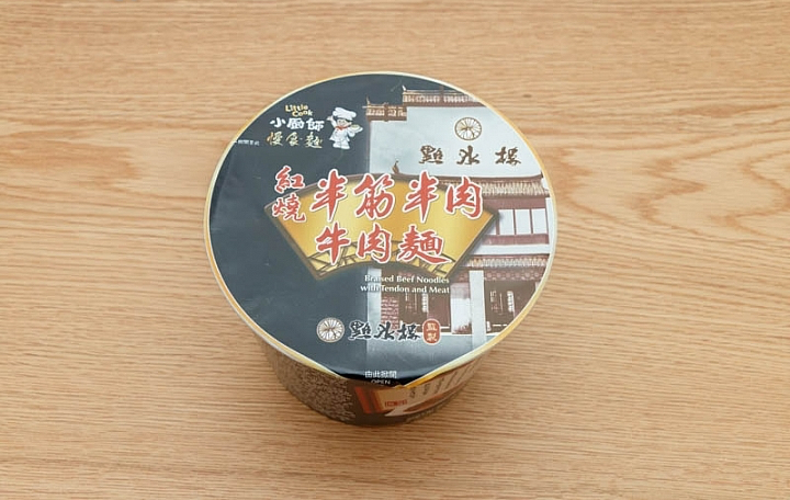 小廚師紅燒半筋半肉牛肉麵商品照片