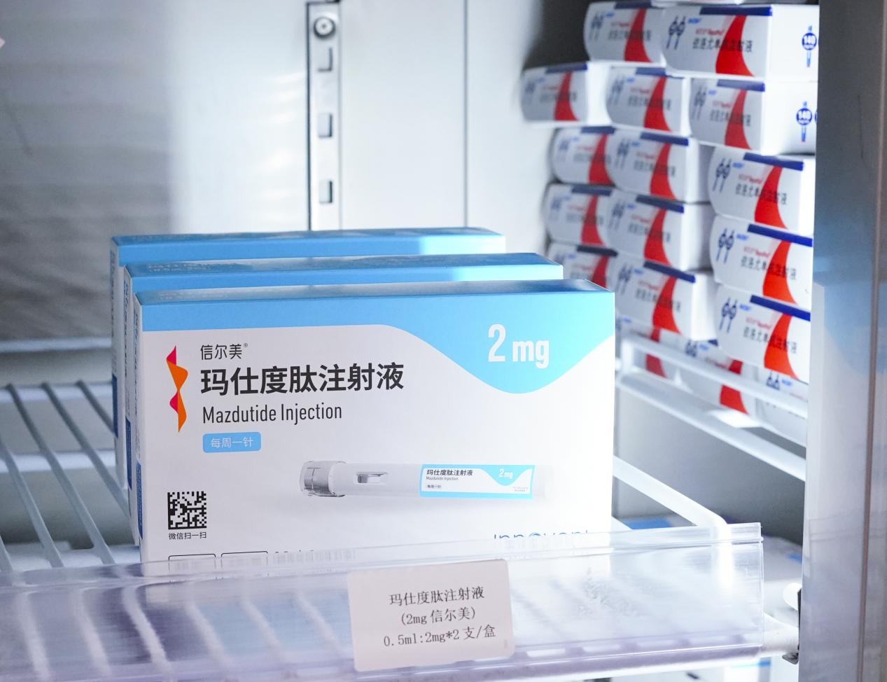 中國大陸信爾美 2 mg 外盒在醫院冷藏櫃中的實拍