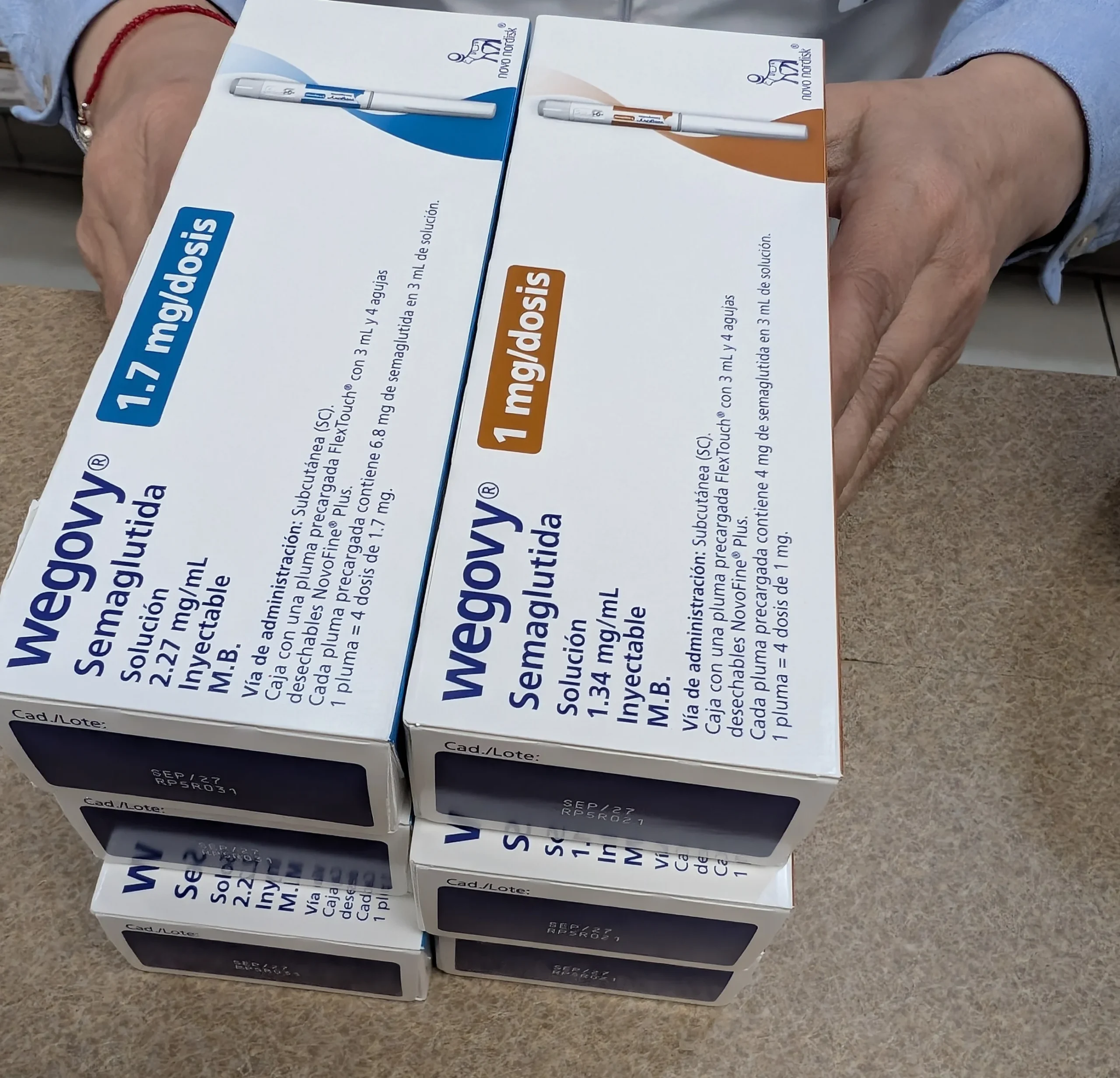 Reddit 使用者上傳的墨西哥 Wegovy 1 mg 與 1.7 mg 外盒照片