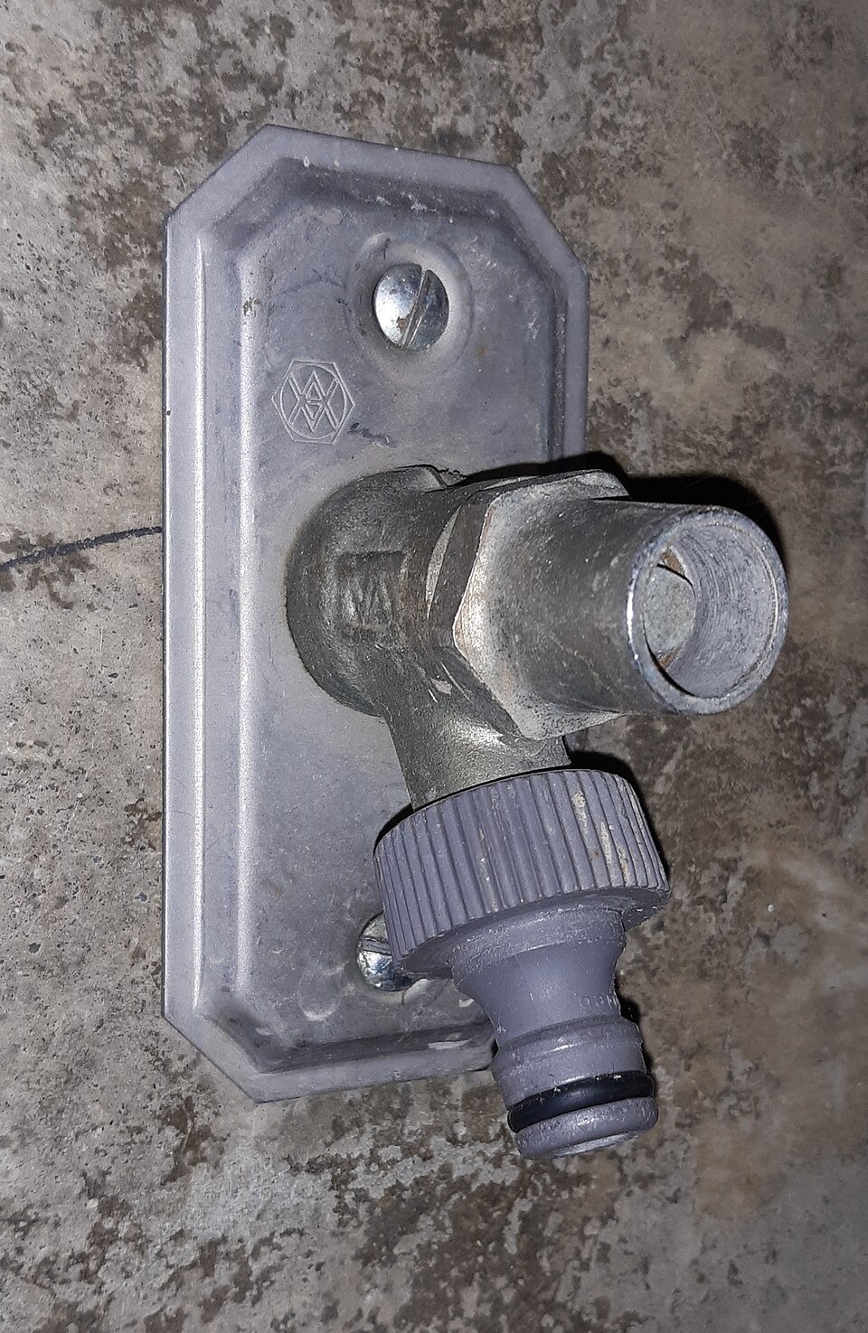 園藝水管與龍頭的快接接頭實物