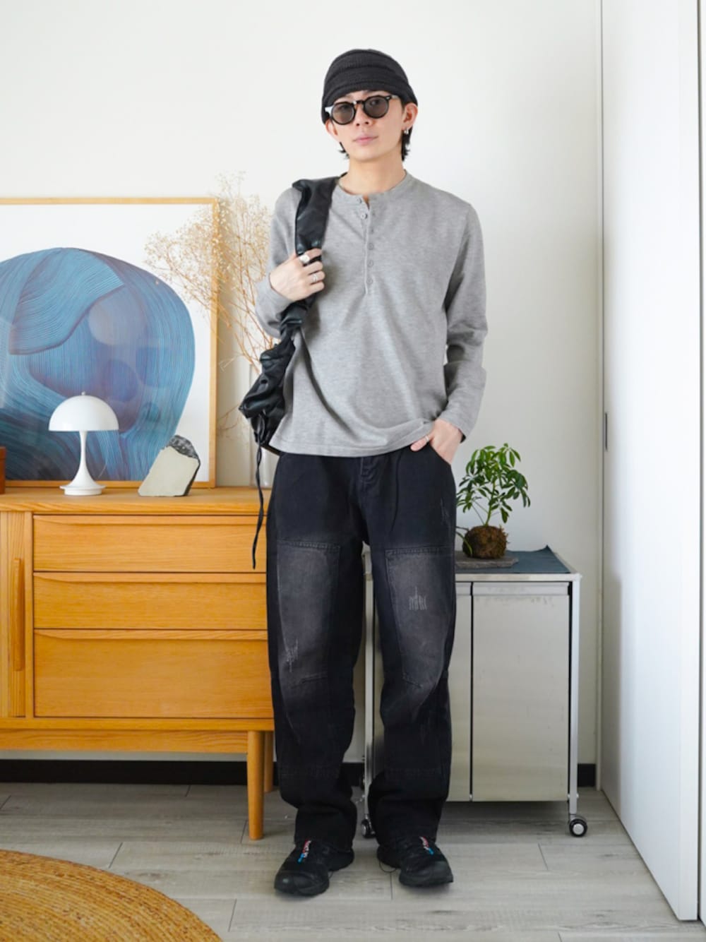 WEAR 日本男裝實穿,展示斜背包的另一組搭配