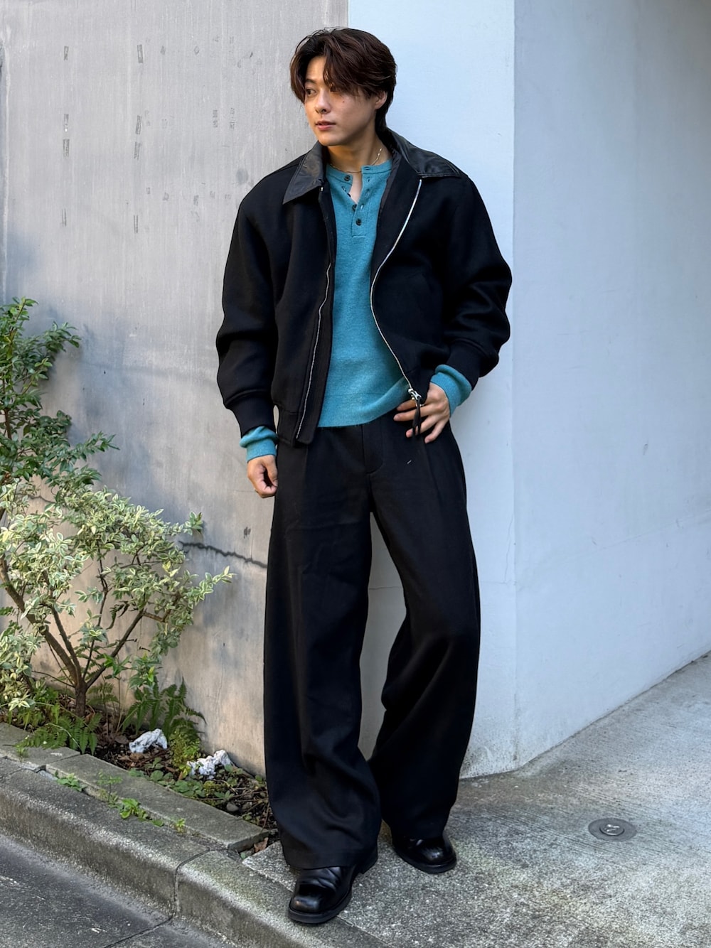 WEAR 日本男裝實穿,展示針織上衣的另一組搭配