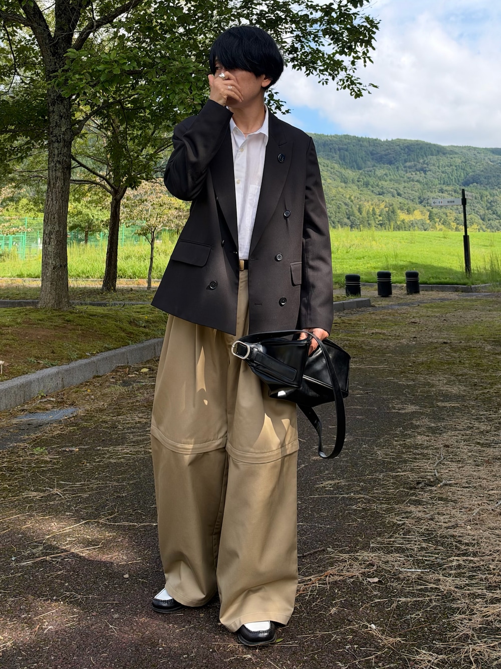 WEAR 日本男裝實穿，展示襯衫的另一組搭配