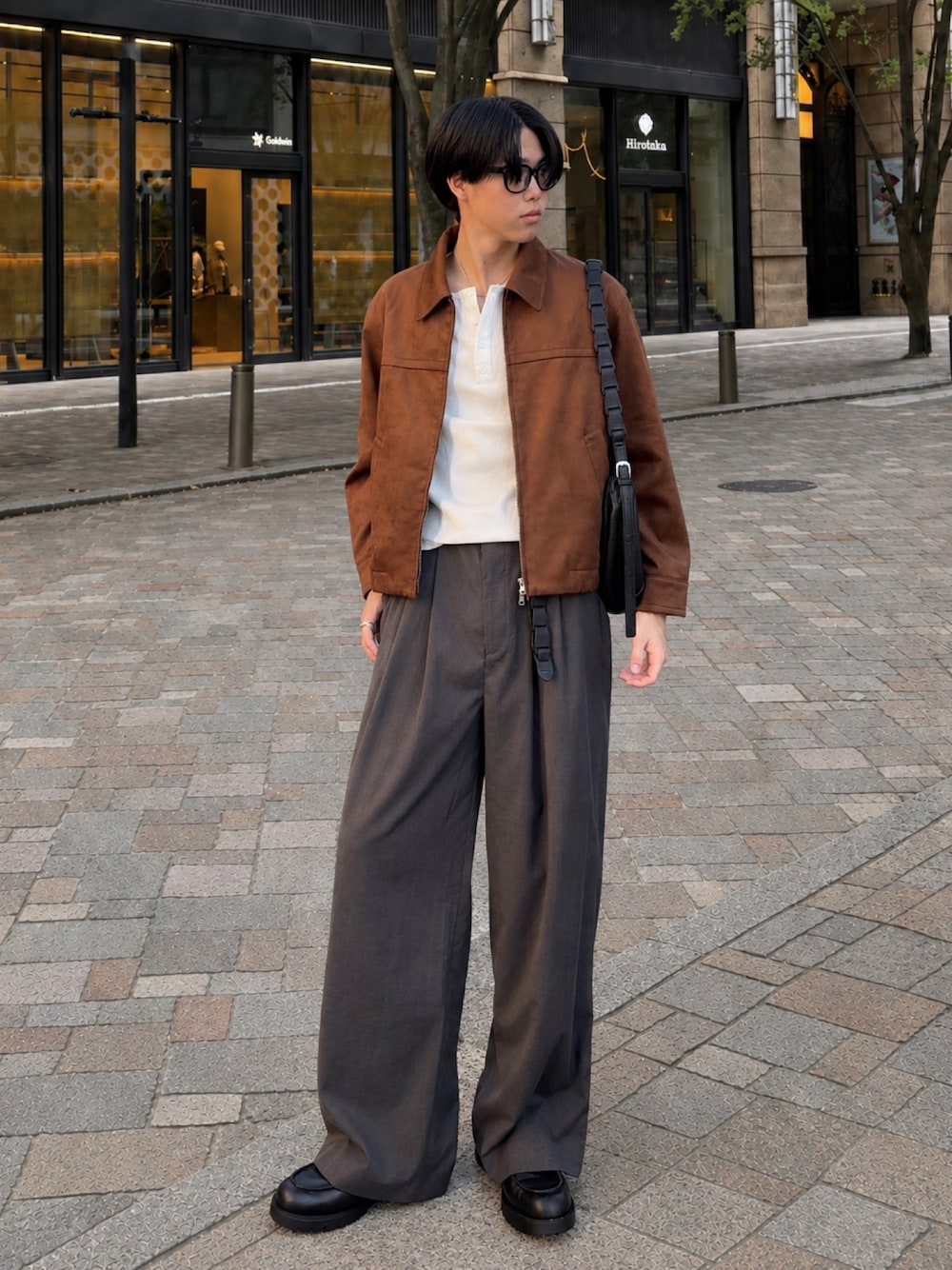 WEAR 日本男裝實穿，展示眼鏡的另一組搭配