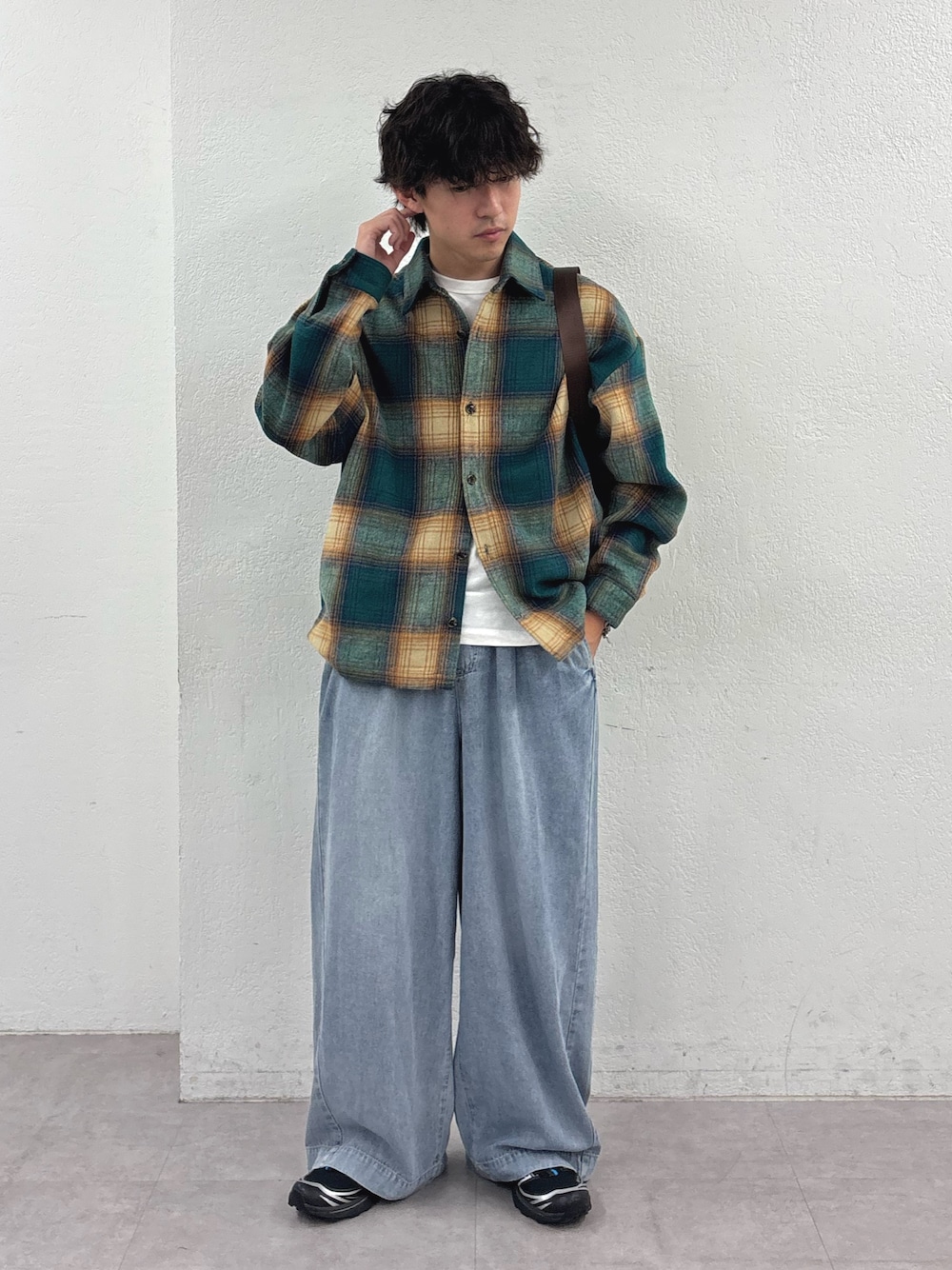 WEAR 日本男裝實穿,展示襯衫的另一組搭配