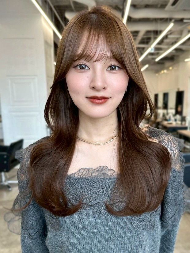韓系臉周層次與髮尾收腰彎度的長髮範例